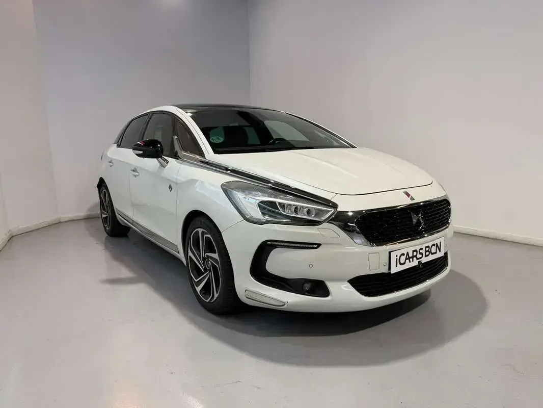 Usado DS Automobiles DS5 120 CV (88 kW) 2018 Blanco Utilitario
