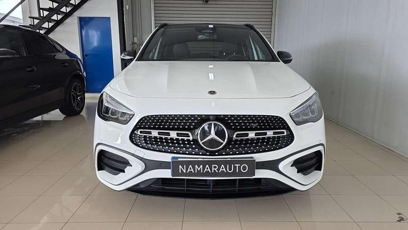 Usado Mercedes GLA200 150 CV (110 kW) 2024 Blanco SUV