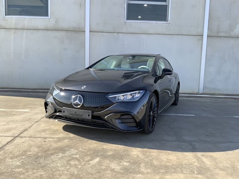 Gris Usado 2023 Mercedes EQE350 Edition Berlina | 96.413 € - Imagen 1/4