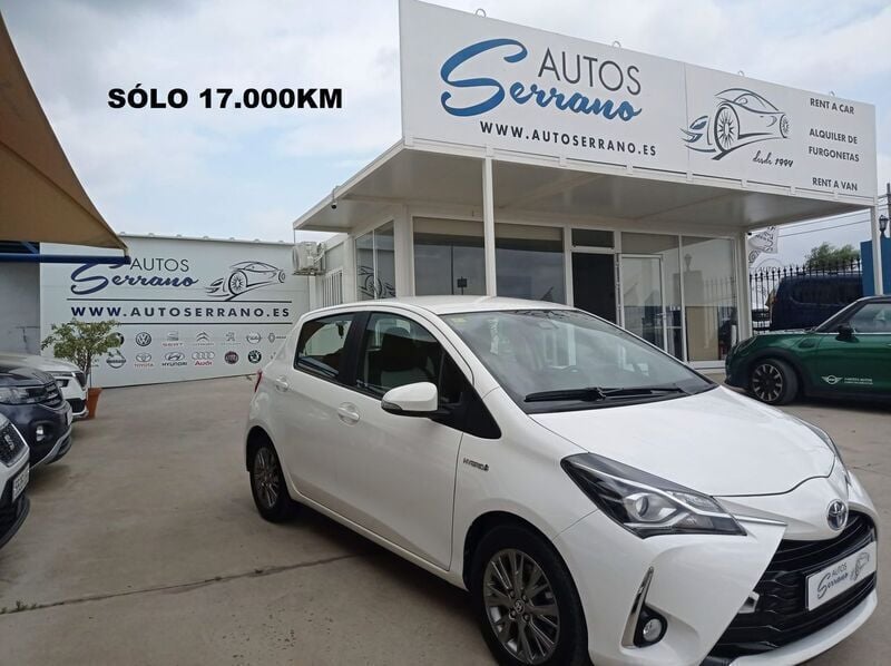 Blanco Usado 2020 Toyota Yaris Hybrid Active Berlina | 18.550 € (Precio justo) - Imagen 1/4