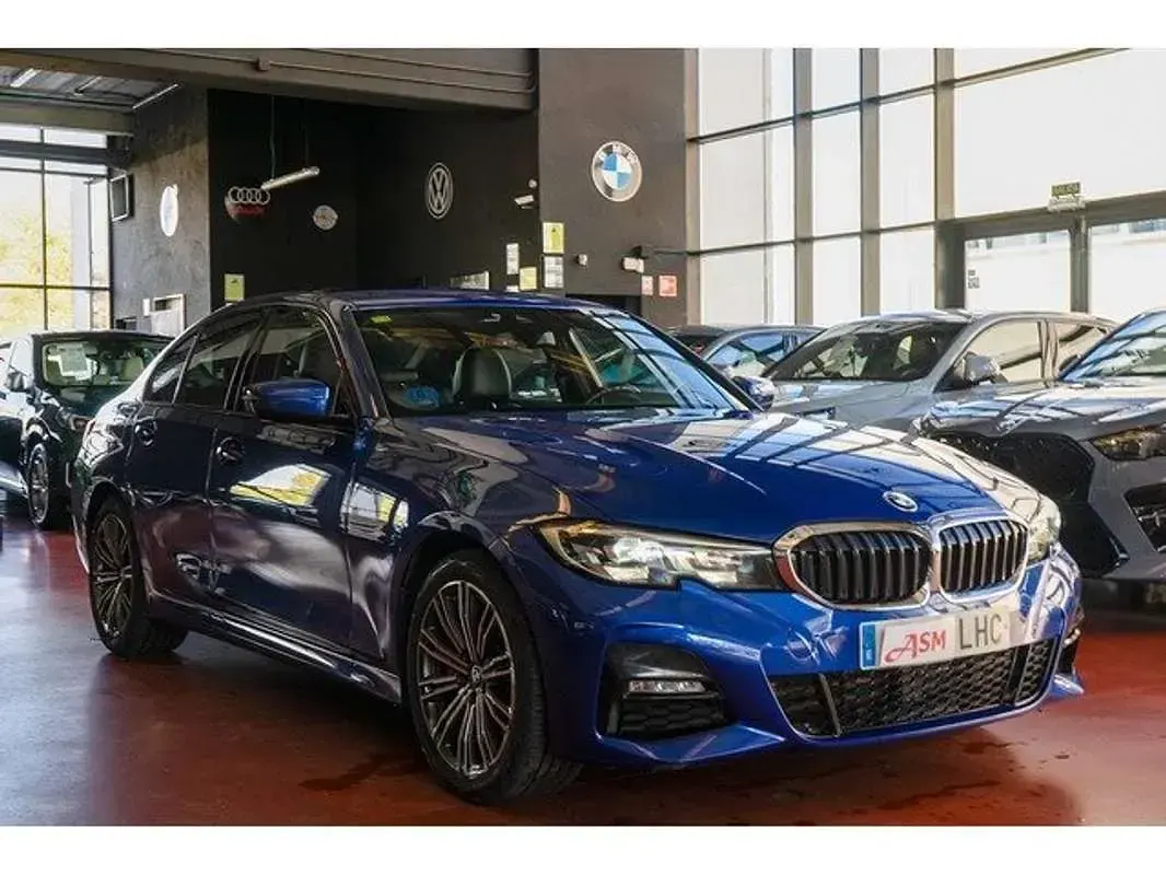 Usado BMW 330e Sport Line 292 CV (214 kW) 2020 Azul Berlina