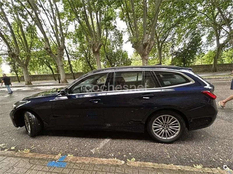 Usado BMW 320 190 CV (139 kW) 2021 Azul Familiar