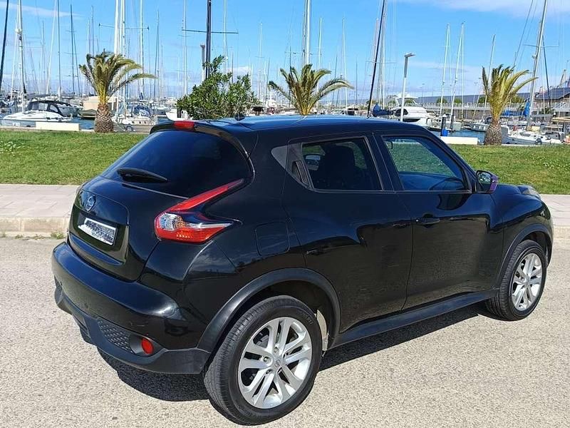 Usado Nissan Juke Acenta 116 HP (85 kW) 2017 Preto SUV