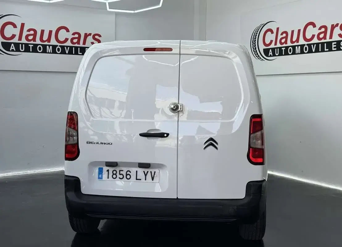 Usado Citroën Berlingo 102 CV (75 kW) 2022 Blanco Monovolumen