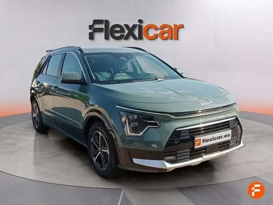 Usado Kia Niro 141 CV (103 kW) 2022 Verde SUV