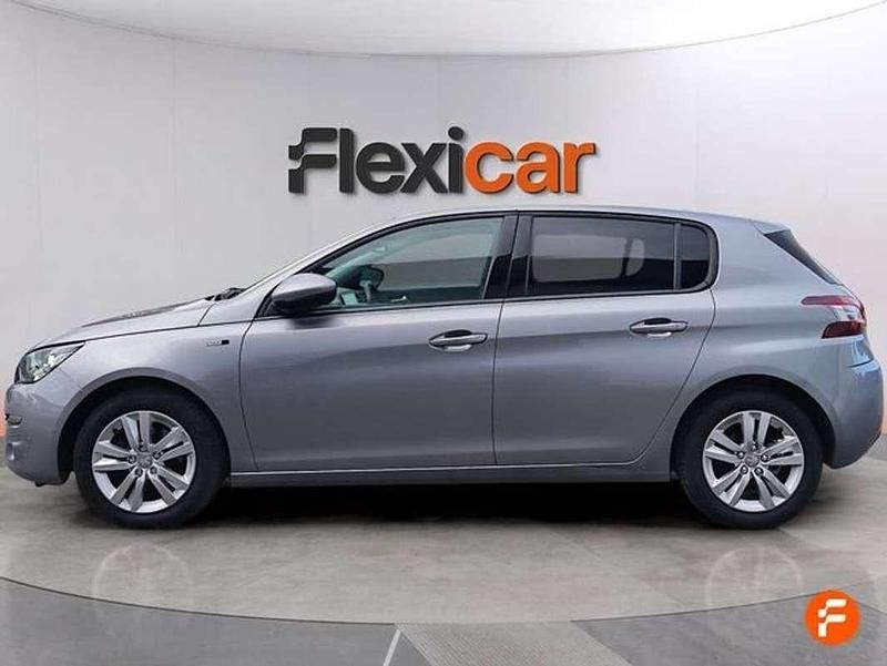 Usado Peugeot 308 Style 131 CV (96 kW) 2017 Gris Utilitario