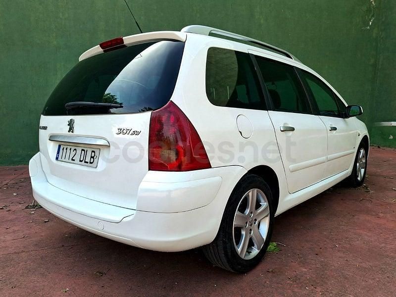 Occasion Peugeot 307 110 ch (80 kW) 2005 Blanc Break