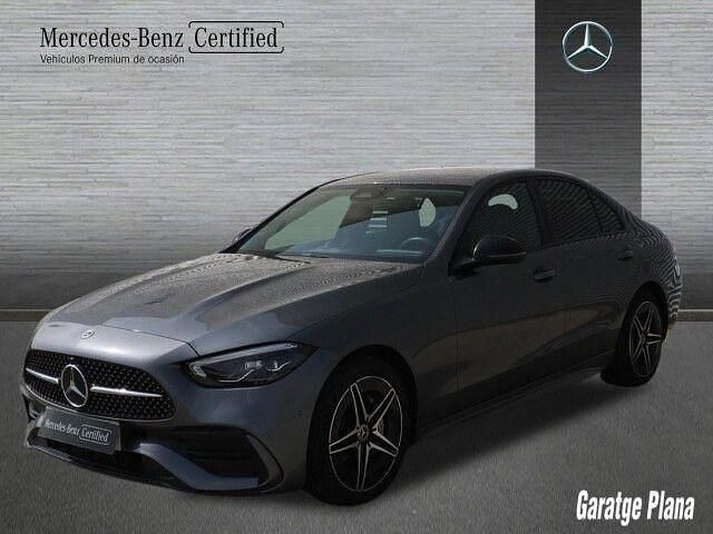 Usado Mercedes C300e AMG line 313 CV (230 kW) 2024 Gris selenita Berlina