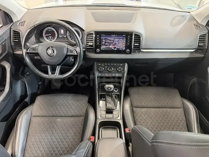 Usado Skoda Karoq Style 150 CV (110 kW) 2018 Blanco SUV