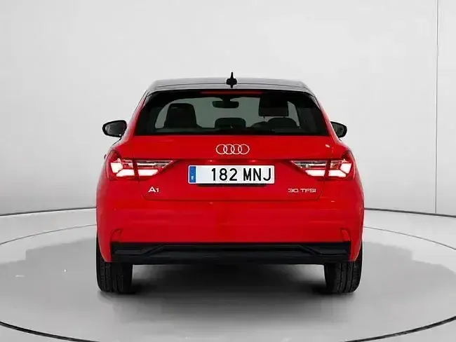 Usado Audi A1 Advanced Plus 110 CV (80 kW) 2024 Rojo SUV