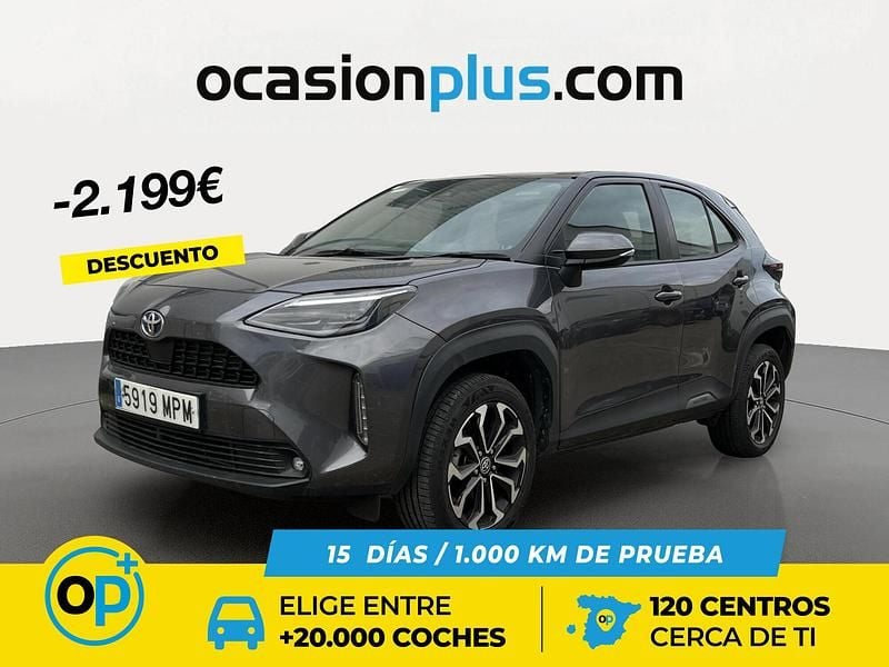 Gris Usado 2024 Toyota Yaris Hybrid Active Recogida | 24.190 € (Precio justo) - Imagen 1/4