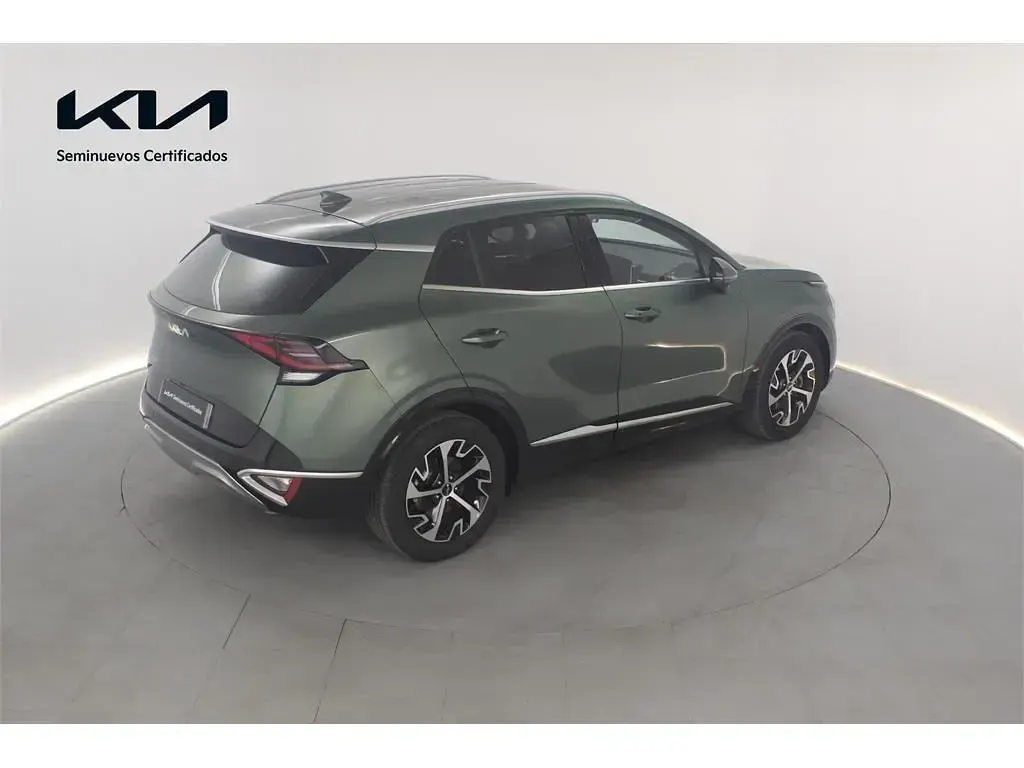 Usado Kia Sportage 150 CV (110 kW) 2024 Verde SUV