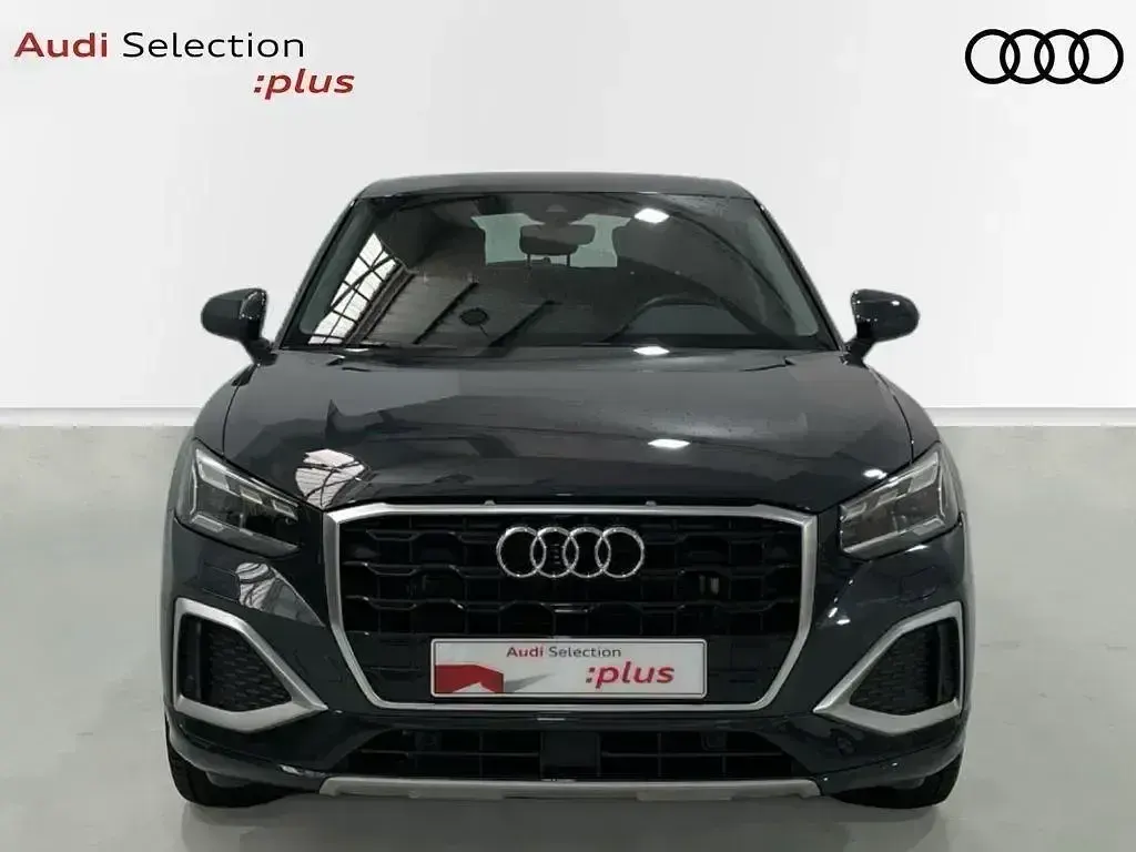Usado Audi Q2 Advanced Plus 150 CV (110 kW) 2022 Gris SUV