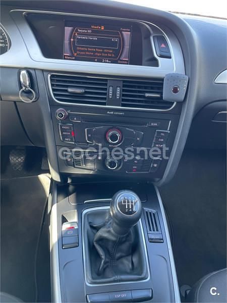 Usado Audi A4 143 CV (105 kW) 2010 Blanco Berlina