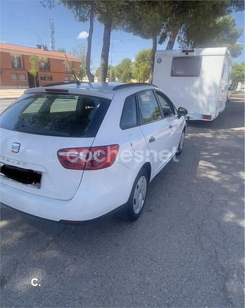 Usado Seat Ibiza ST Reference 75 CV (55 kW) 2012 Blanco Familiar
