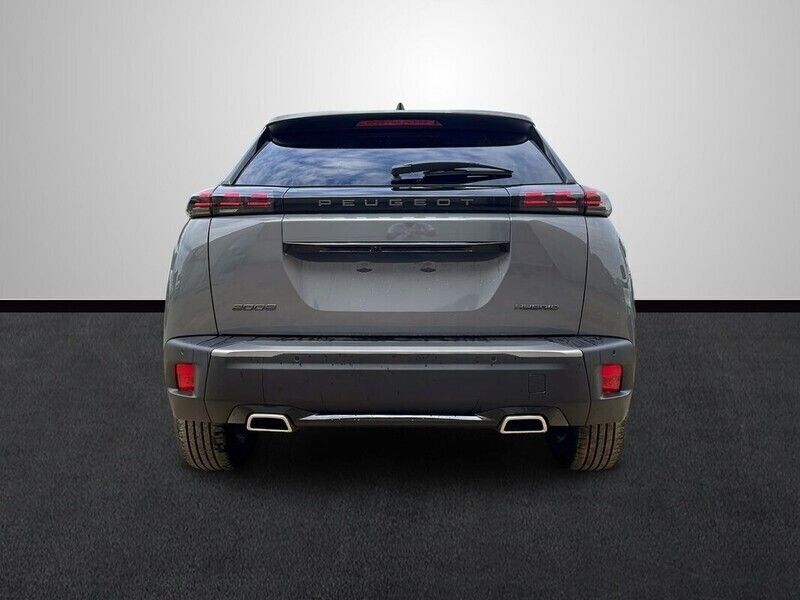 Usado Peugeot 2008 Allure 136 CV (100 kW) 2024 Gris SUV