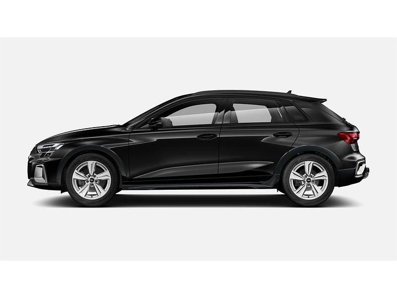 Usado Audi A3 Premium 150 CV (110 kW) 2025 Negro mito Berlina