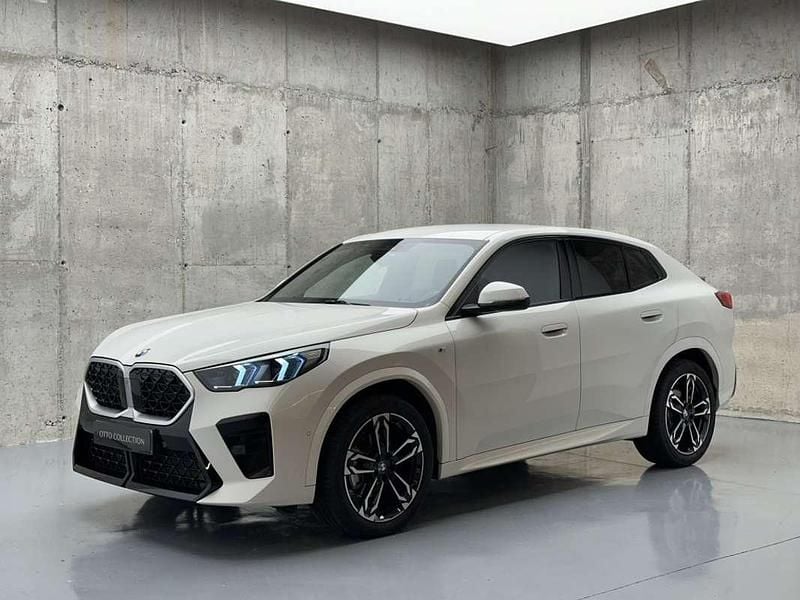 Blanco Nuevo 2025 BMW X2 Comfort Edition SUV | 46.700 € (Precio justo) - Imagen 1/4