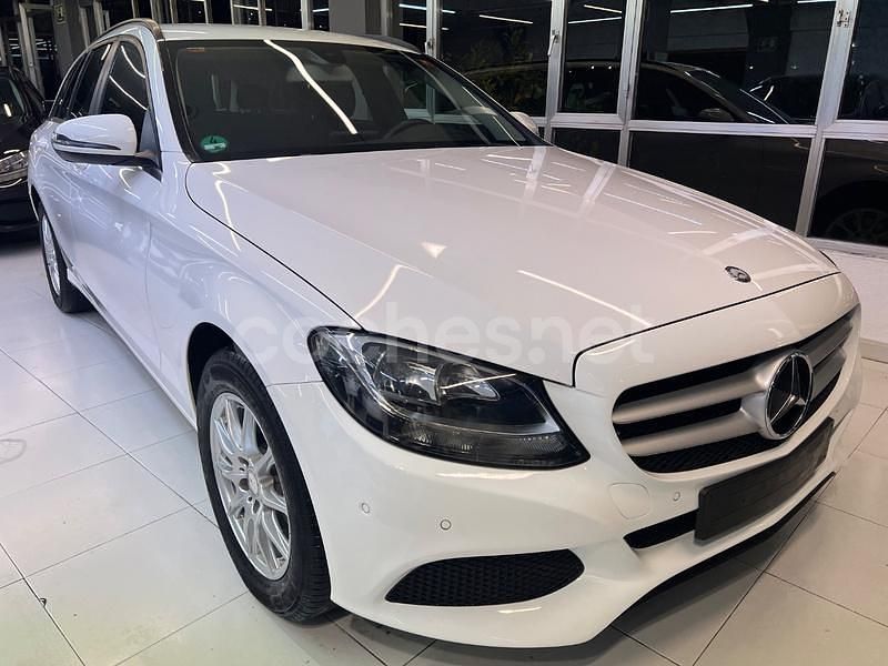 Usado Mercedes C220 170 CV (125 kW) 2016 Blanco Familiar