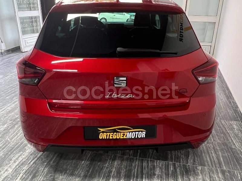 Usado Seat Ibiza 110 CV (80 kW) 2024 Rojo Utilitario