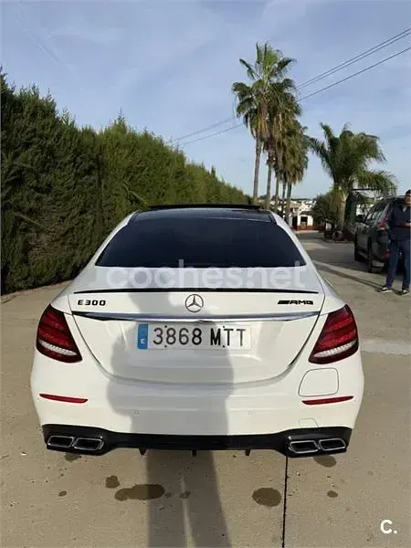 Usado Mercedes E300 306 CV (225 kW) 2019 Blanco Berlina