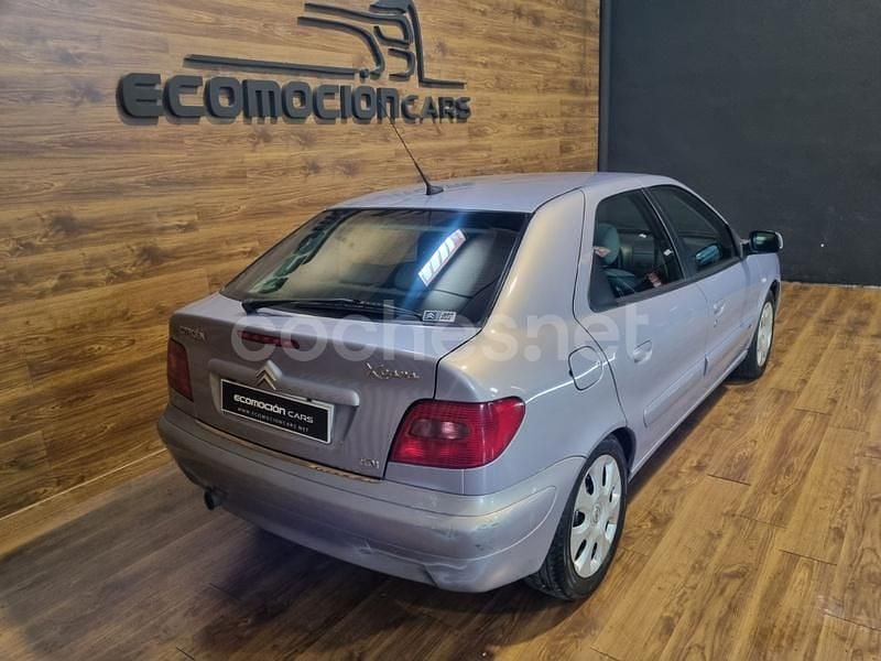 Usado Citroën Xsara Exclusive 90 CV (66 kW) 2003 Gris / plata Berlina