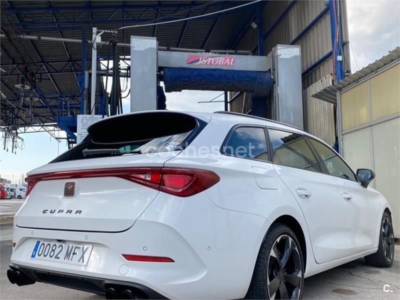 Blanco Usado 2023 Cupra Leon Familiar | 24.000 € (Precio justo) - Imagen 1/3