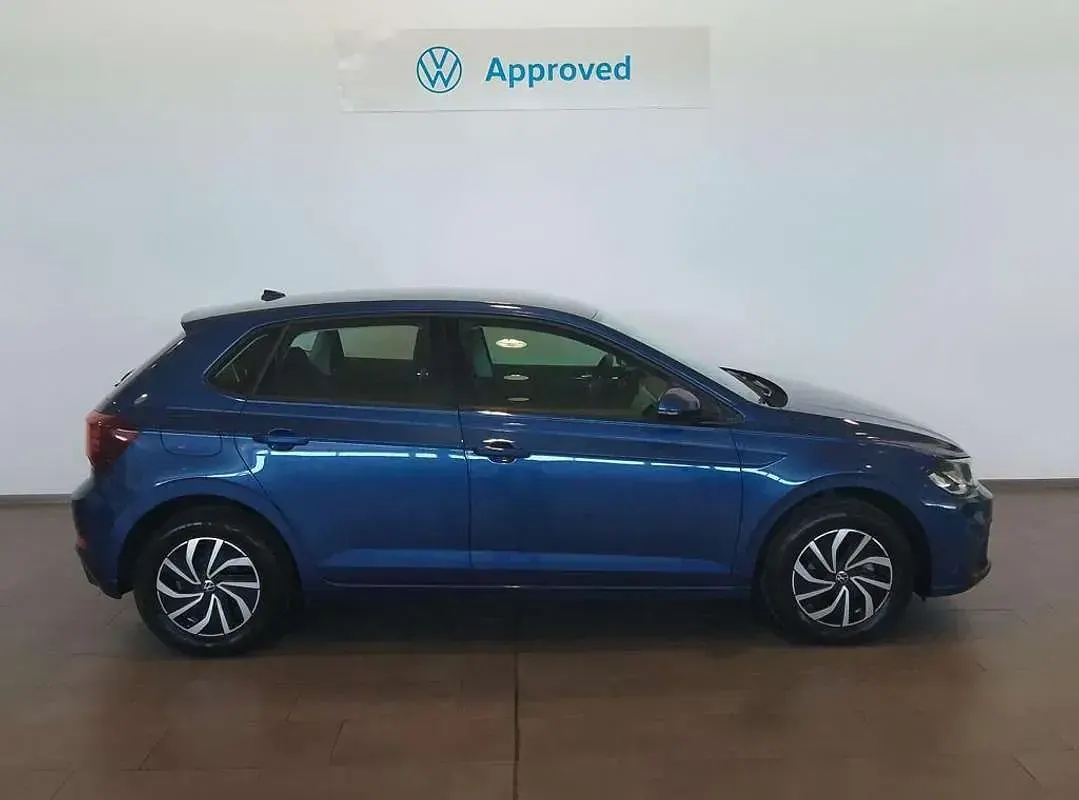 Usado VW Polo Life 95 CV (69 kW) 2024 Azul Utilitario