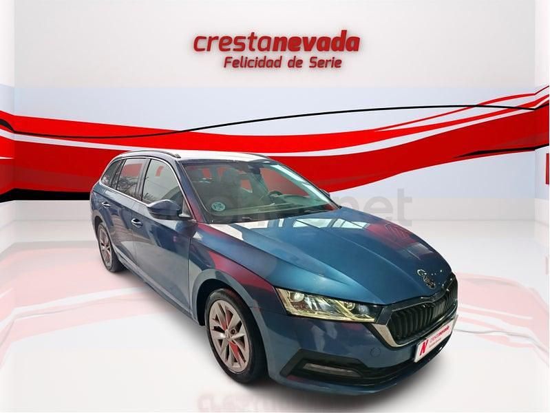 Usado Skoda Octavia Ambition 150 CV (110 kW) 2021 Azul Berlina