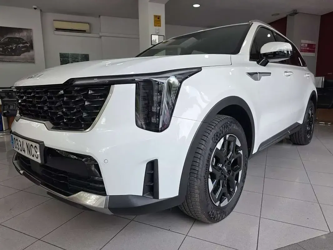 Nuevo Kia Sorento 203 CV (149 kW) 2025 Blanco SUV