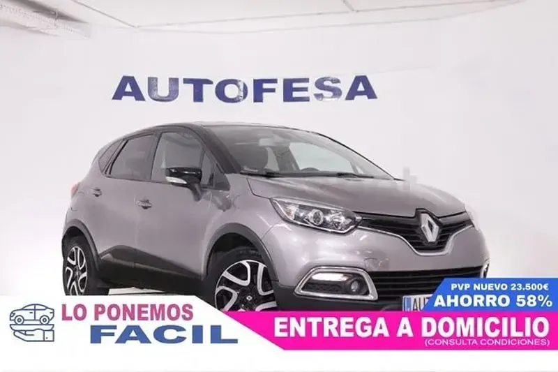 Usado Renault Captur Intens 90 CV (66 kW) 2016 Gris / plata SUV