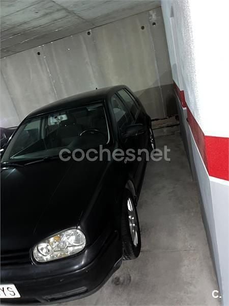 Usado VW Golf IV Conceptline 105 CV (77 kW) 2002 Negro Berlina