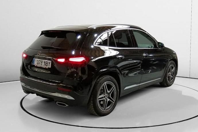 Usado Mercedes GLA200 AMG line 163 CV (119 kW) 2025 SUV
