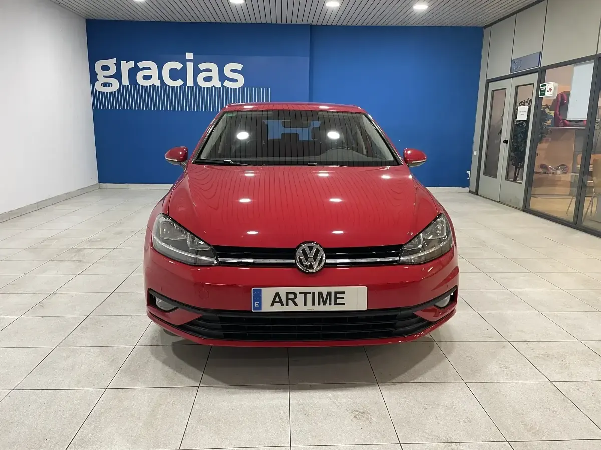 Usado VW Golf VII Advance 115 CV (84 kW) 2018 Rojo