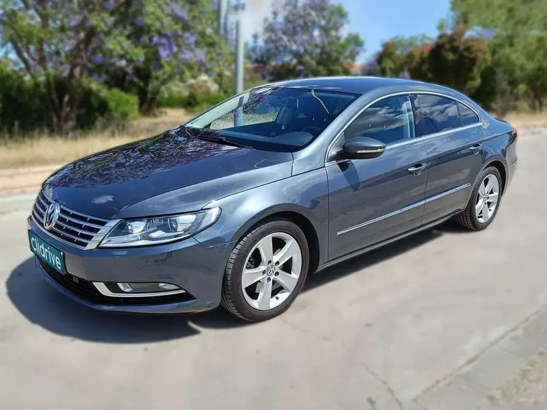 Usado VW CC 140 CV (102 kW) 2014 Gris Berlina