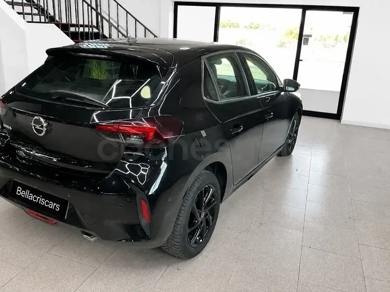Usado Opel Corsa 100 CV (73 kW) 2023 Negro Utilitario