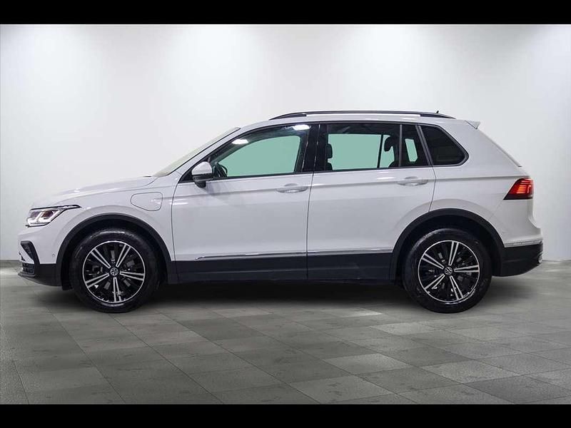 Usado VW Tiguan Life 245 CV (180 kW) 2023 Blanco SUV