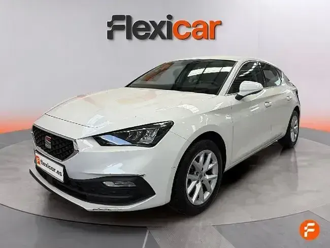 Usado Seat Leon Style 116 CV (85 kW) 2025 Blanco