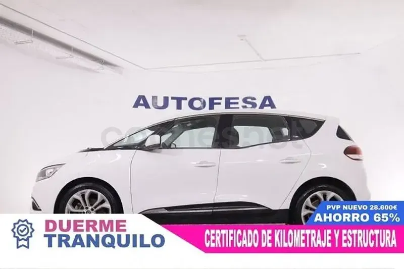 Usado Renault Scénic Zen 110 CV (80 kW) 2017 Blanco Monovolumen