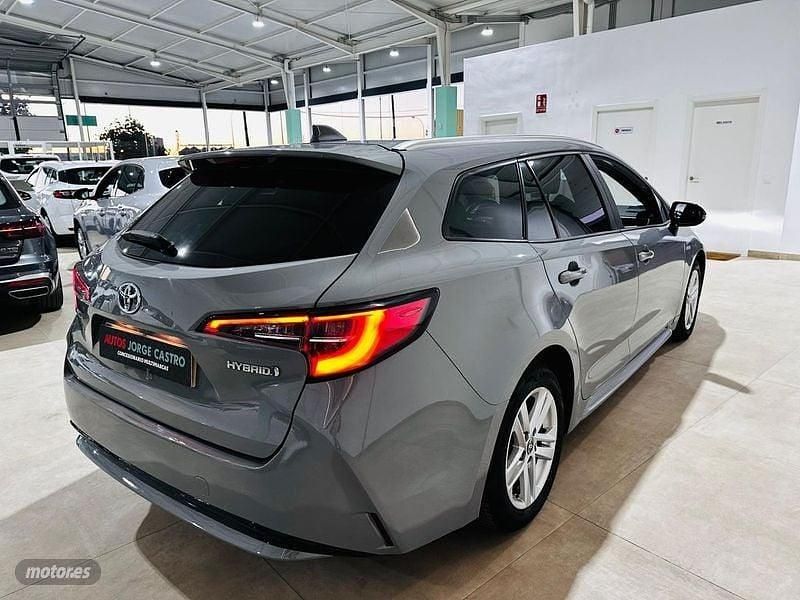 Usado Toyota Corolla Active 122 CV (89 kW) 2020 Gris Familiar