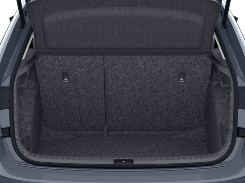 Gris Nuevo 2024 Skoda Scala Monte Carlo Utilitario | 26.180 € (Precio justo) - Imagen 1/4