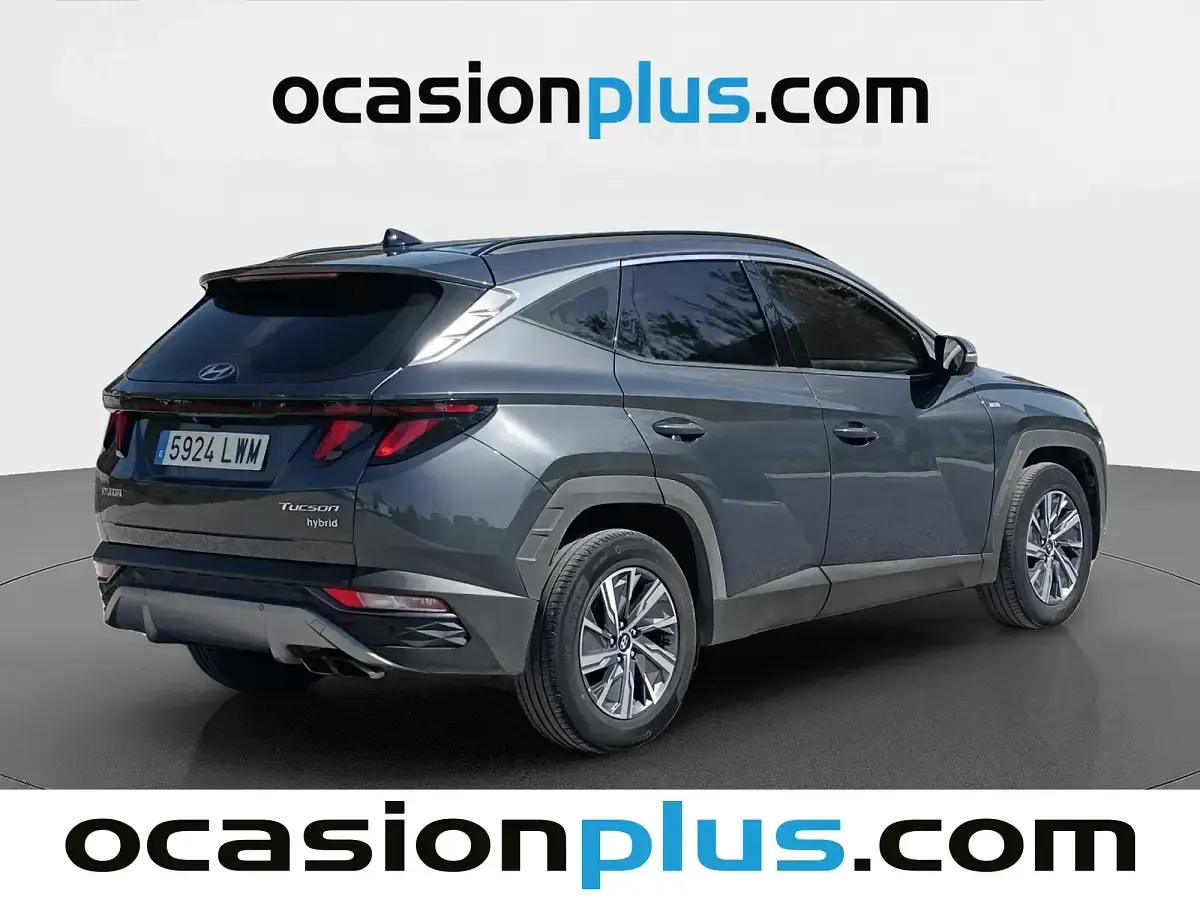 Usado Hyundai Tucson 136 CV (100 kW) 2022 Gris SUV