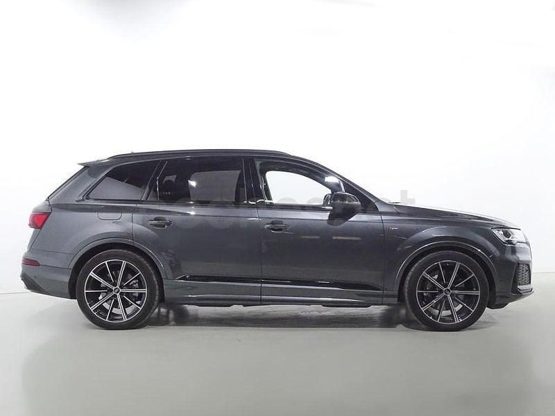 Usado Audi Q7 286 CV (210 kW) 2024 Gris / plata SUV