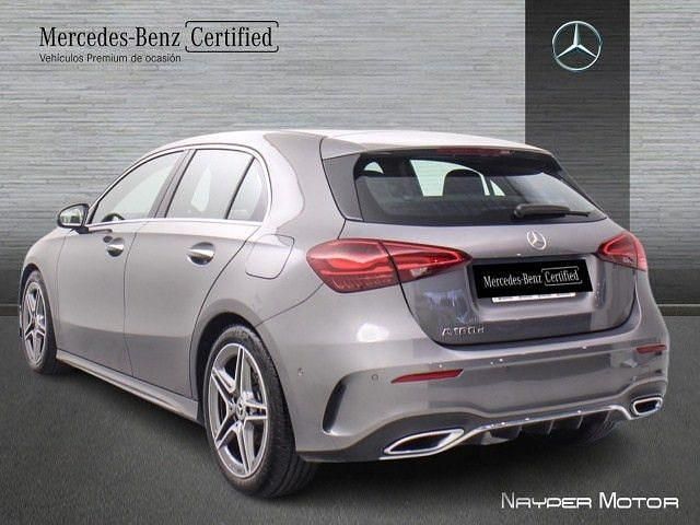 Usado Mercedes A180 116 CV (85 kW) 2025 Gris montaña