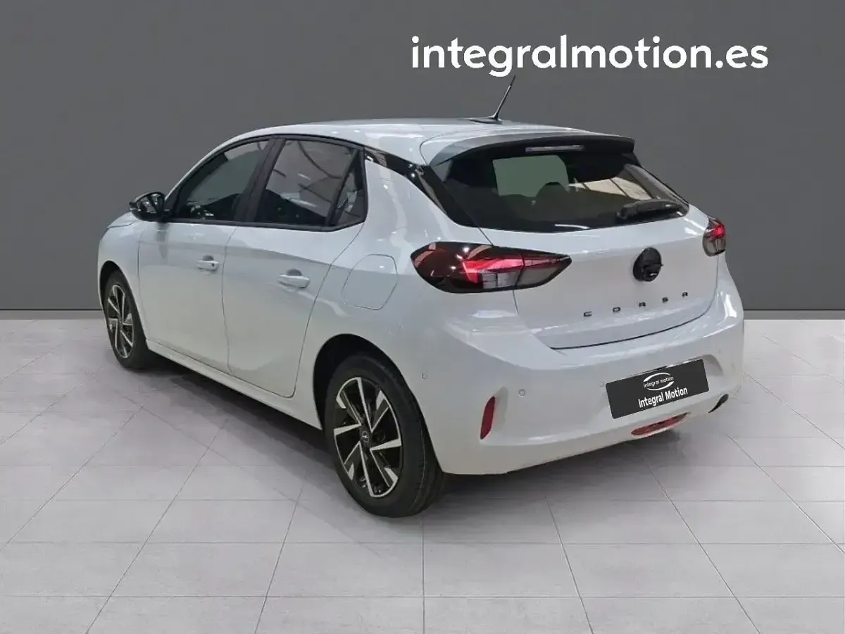 Nuevo Opel Corsa Edition 100 CV (73 kW) 2026 Blanco Utilitario