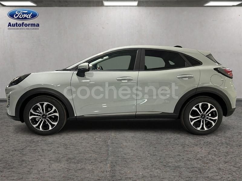 Usado Ford Puma Titanium 125 CV (91 kW) 2024 Gris / plata SUV