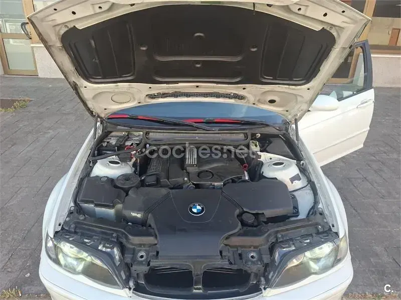 Usado BMW 318 118 CV (86 kW) 2002 Blanco Berlina