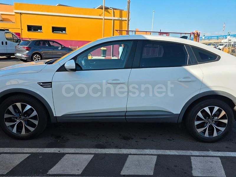 Usado Renault Arkana Equilibre 140 CV (102 kW) 2022 Blanco SUV