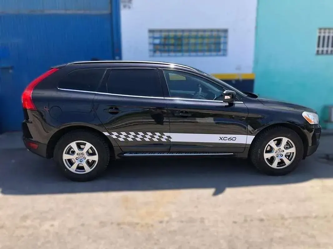 Usado Volvo XC60 Momentum 197 CV (144 kW) 2009 Negro SUV