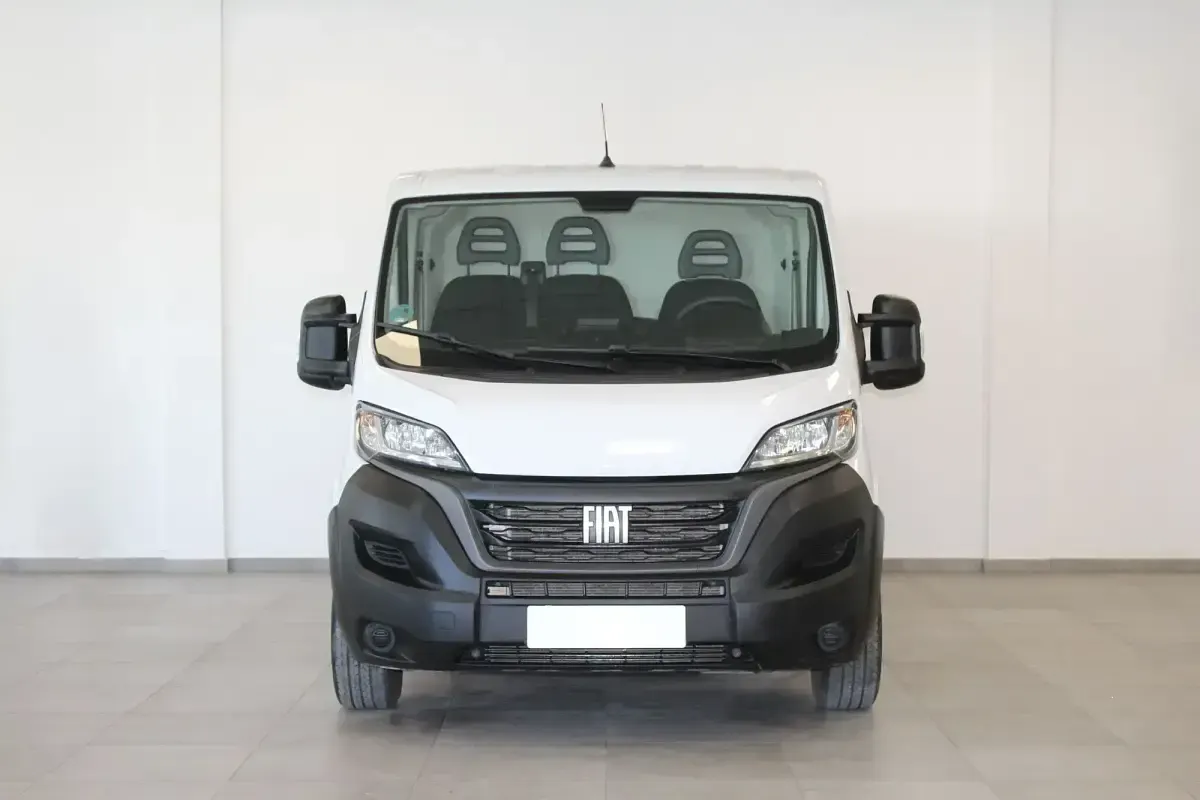 Usado Fiat Ducato 140 CV (102 kW) 2024 Blanco Van